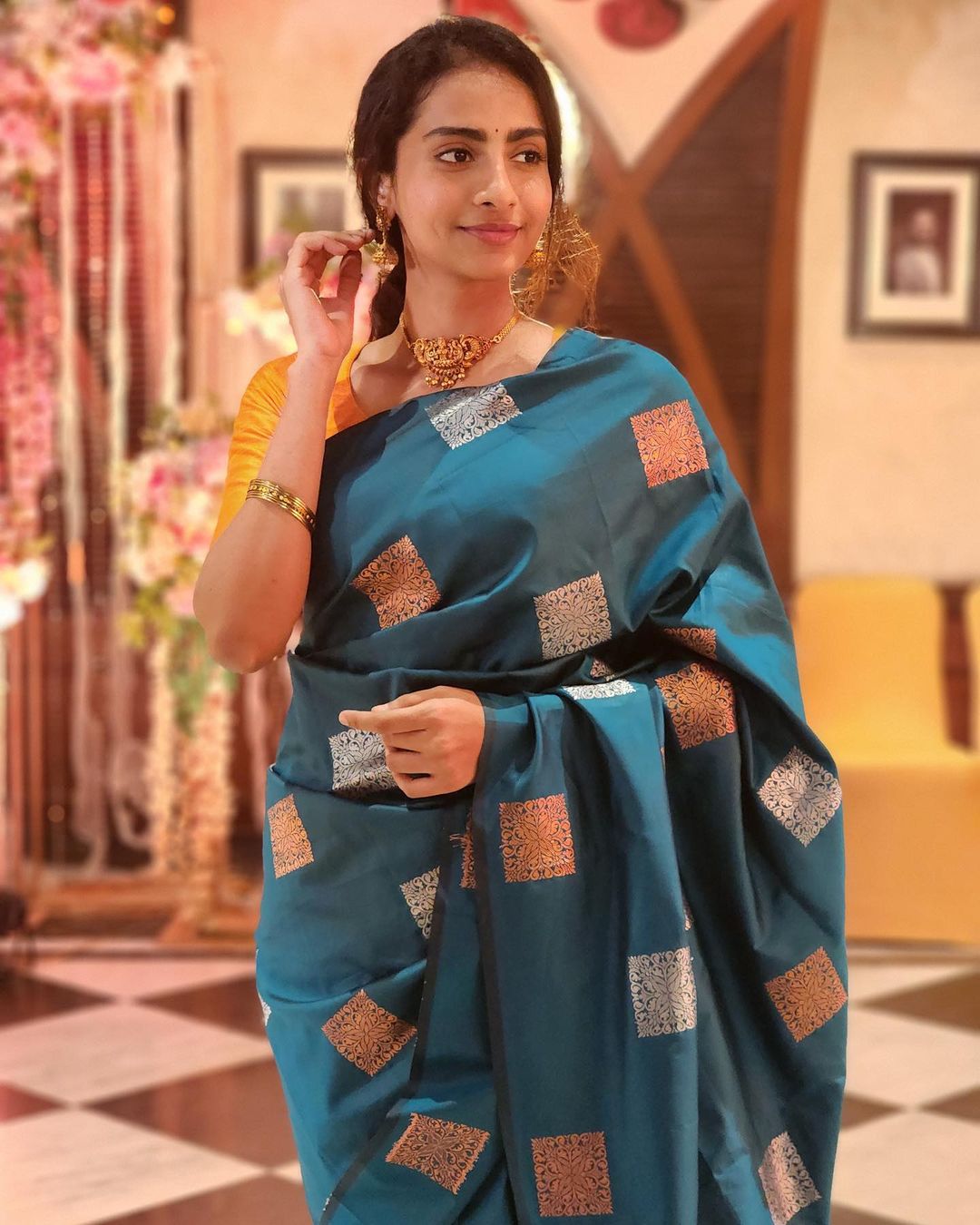 Energetic Rama Soft Silk Saree With Amazing Blouse Piece