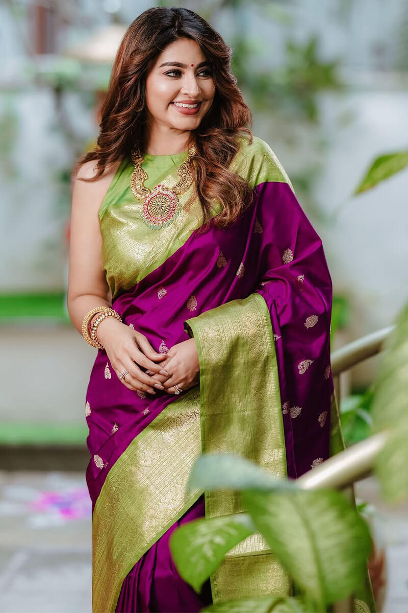 Stylish Purple Soft Silk Saree With Elision Blouse Piece