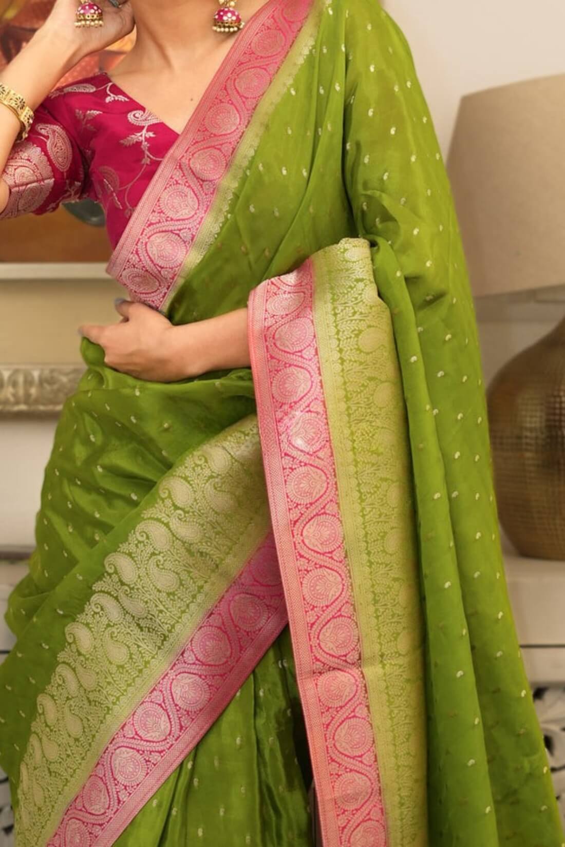 Twirling Green Soft Silk Saree With Vivacious Blouse Piece