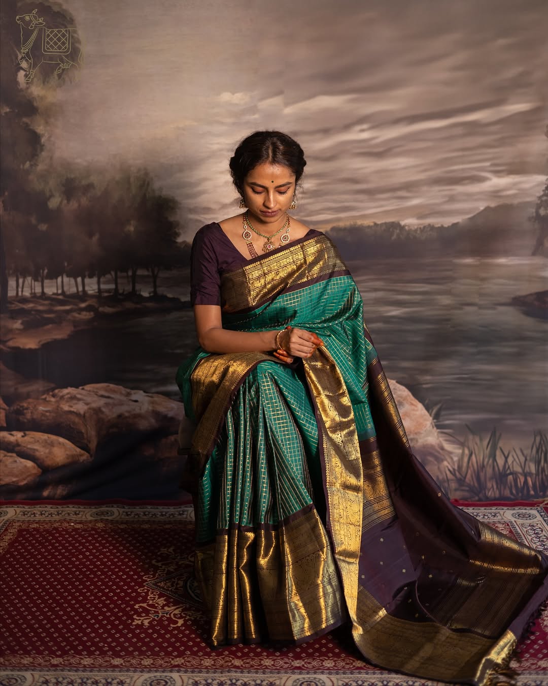 Artistic Rama Soft Silk Saree With Demanding Blouse Piece