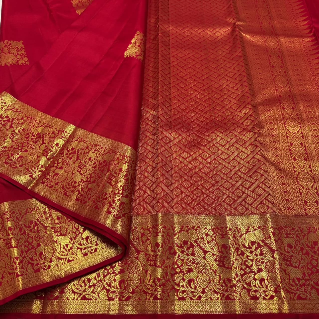 Traditional Red Soft Banarasi Silk Saree With Prominent Blouse Piece