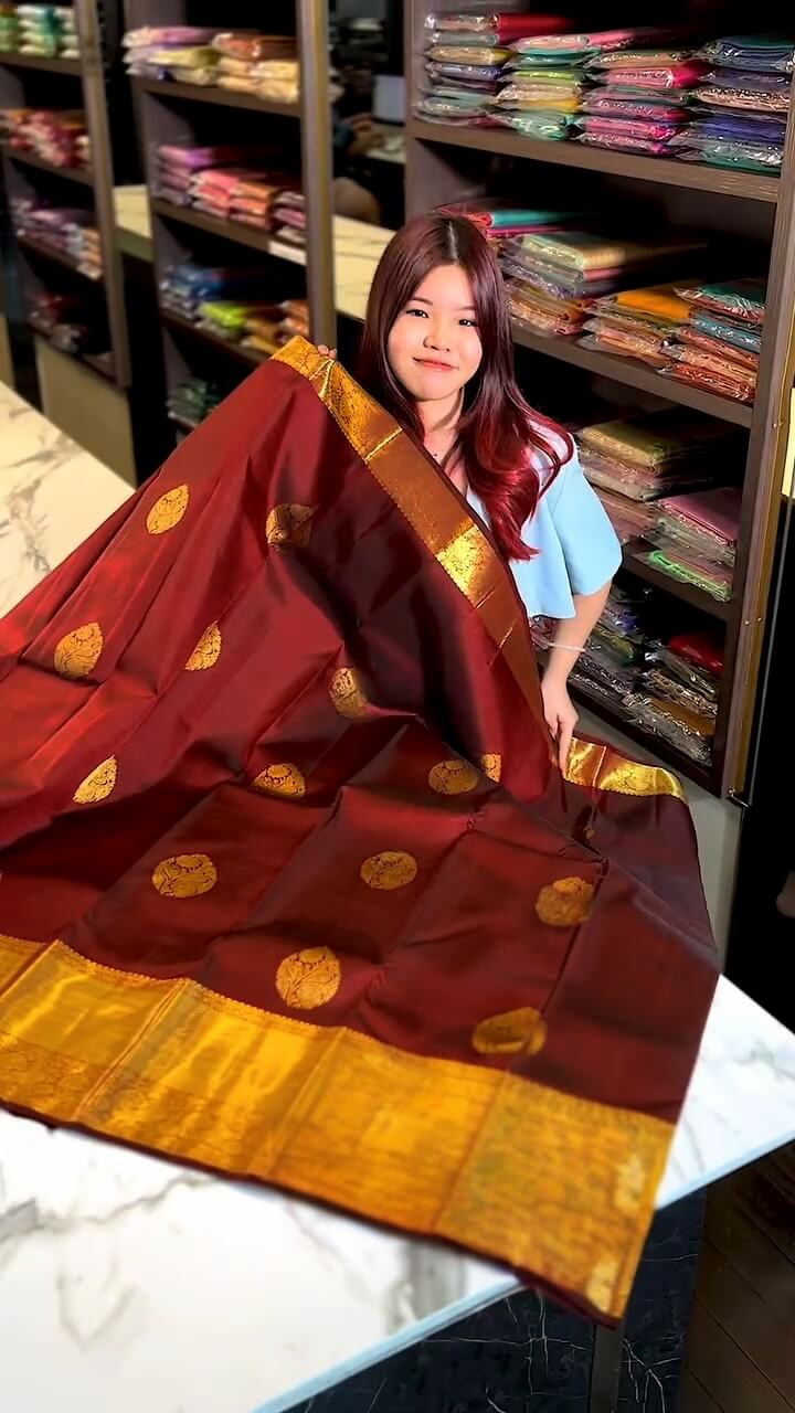 Moiety Maroon Soft Banarasi Silk Saree With Traditional Blouse Piece