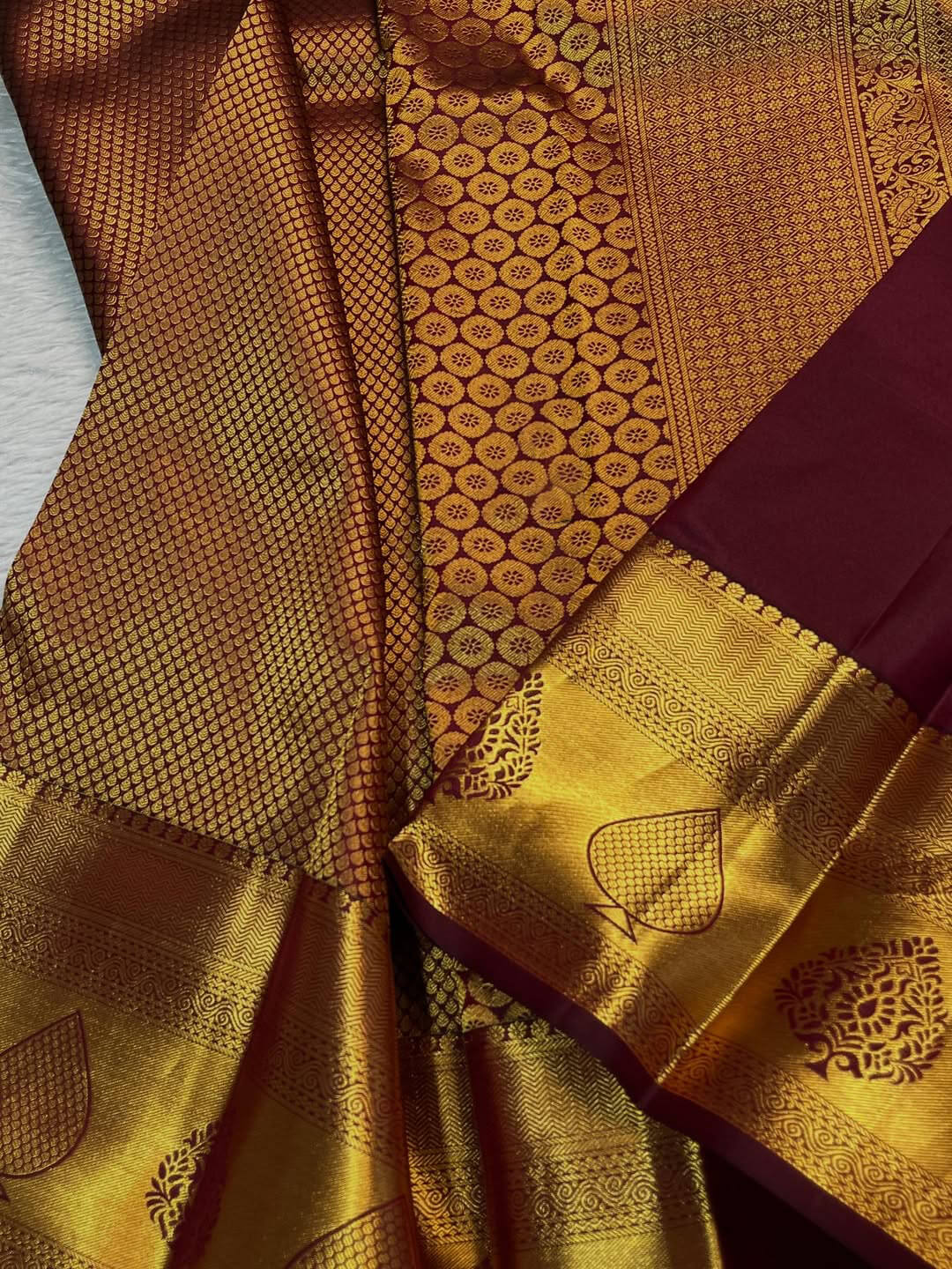 Bewitching Wine Soft Banarasi Silk Saree With Arresting Blouse Piece