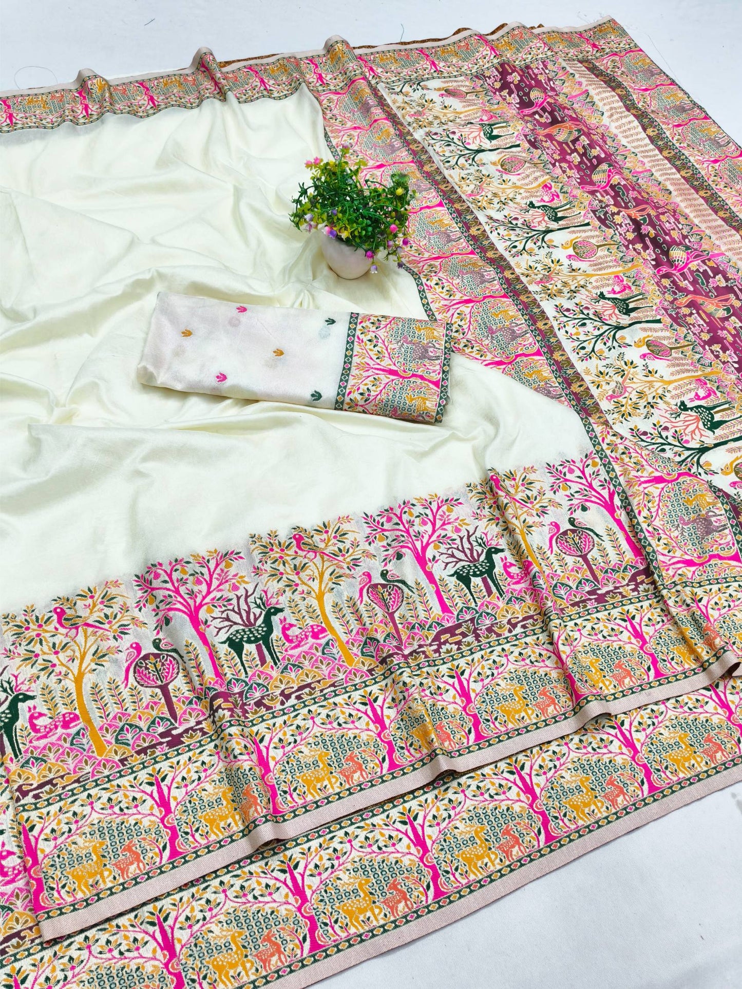 Nebula Beige Nylon Dola Pashmina Saree With Tremendous Blouse Piece