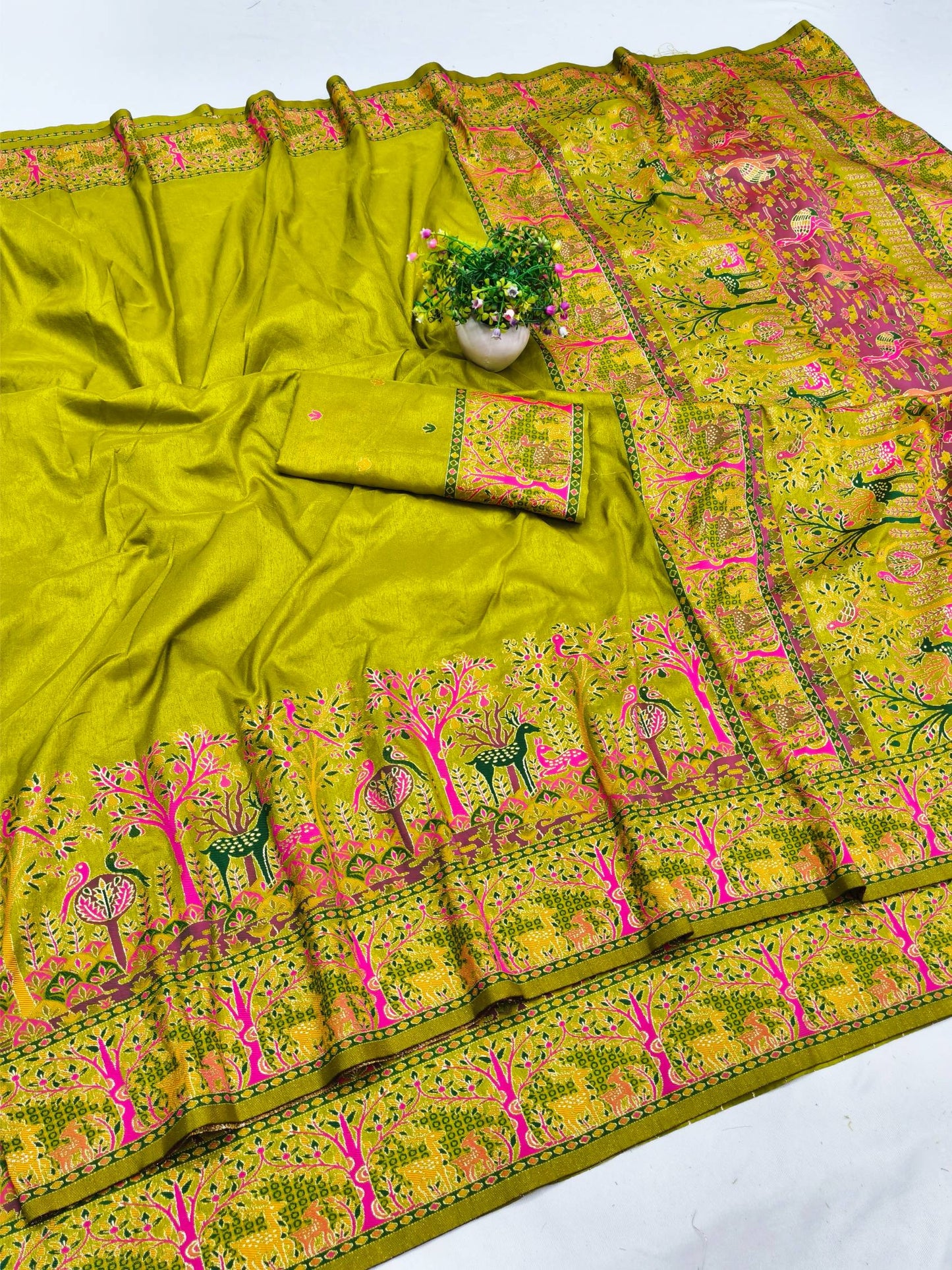 Enamoring Mehandi Nylon Dola Pashmina Saree With Surpassing Blouse Piece