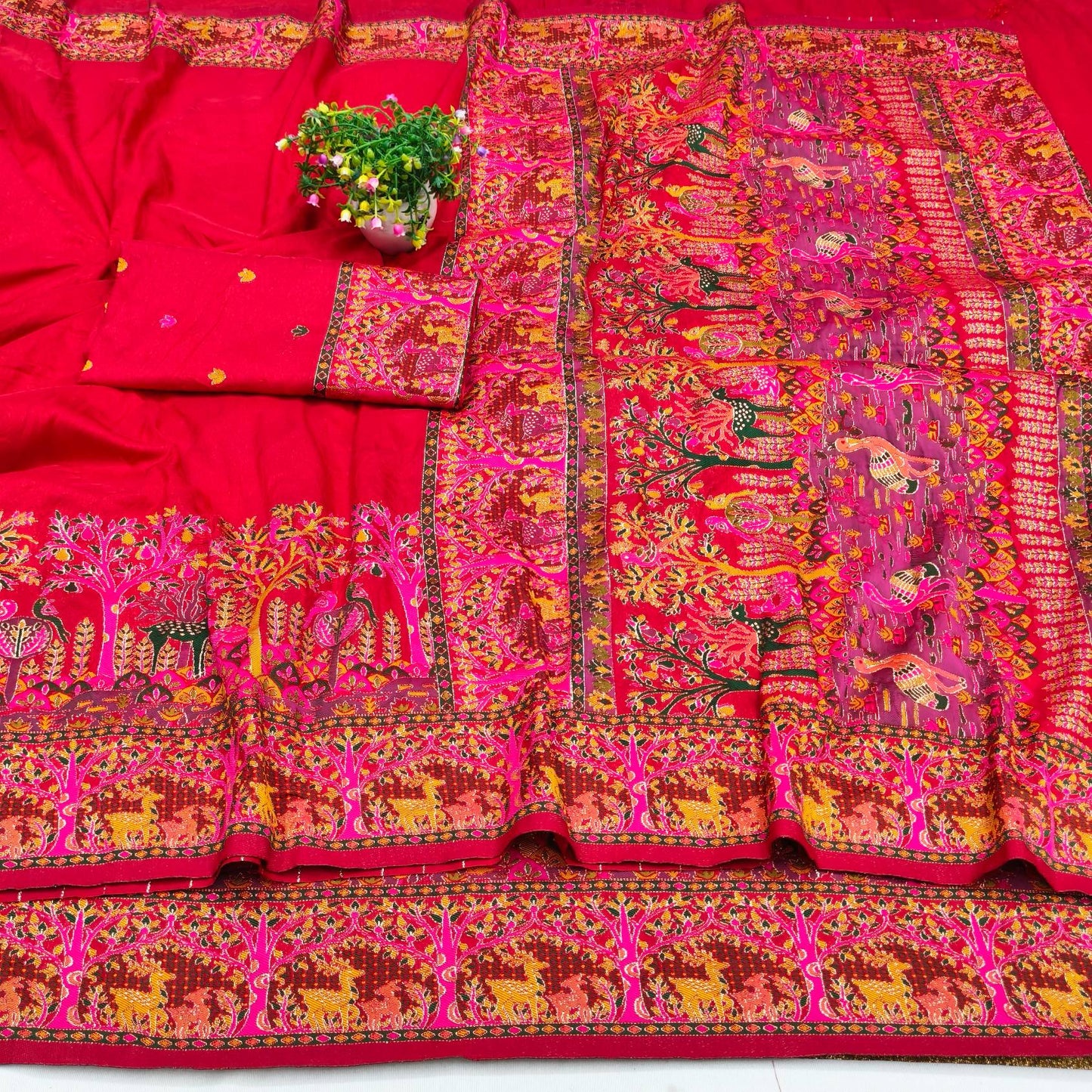 Woebegone Red Nylon Dola Pashmina Saree With Redolent Blouse Piece