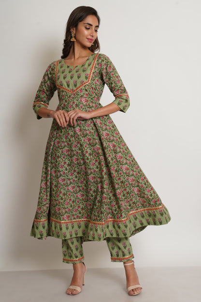 Jaipuri Cotton Printed Anarkali Kurti with Pant (Set) for Women