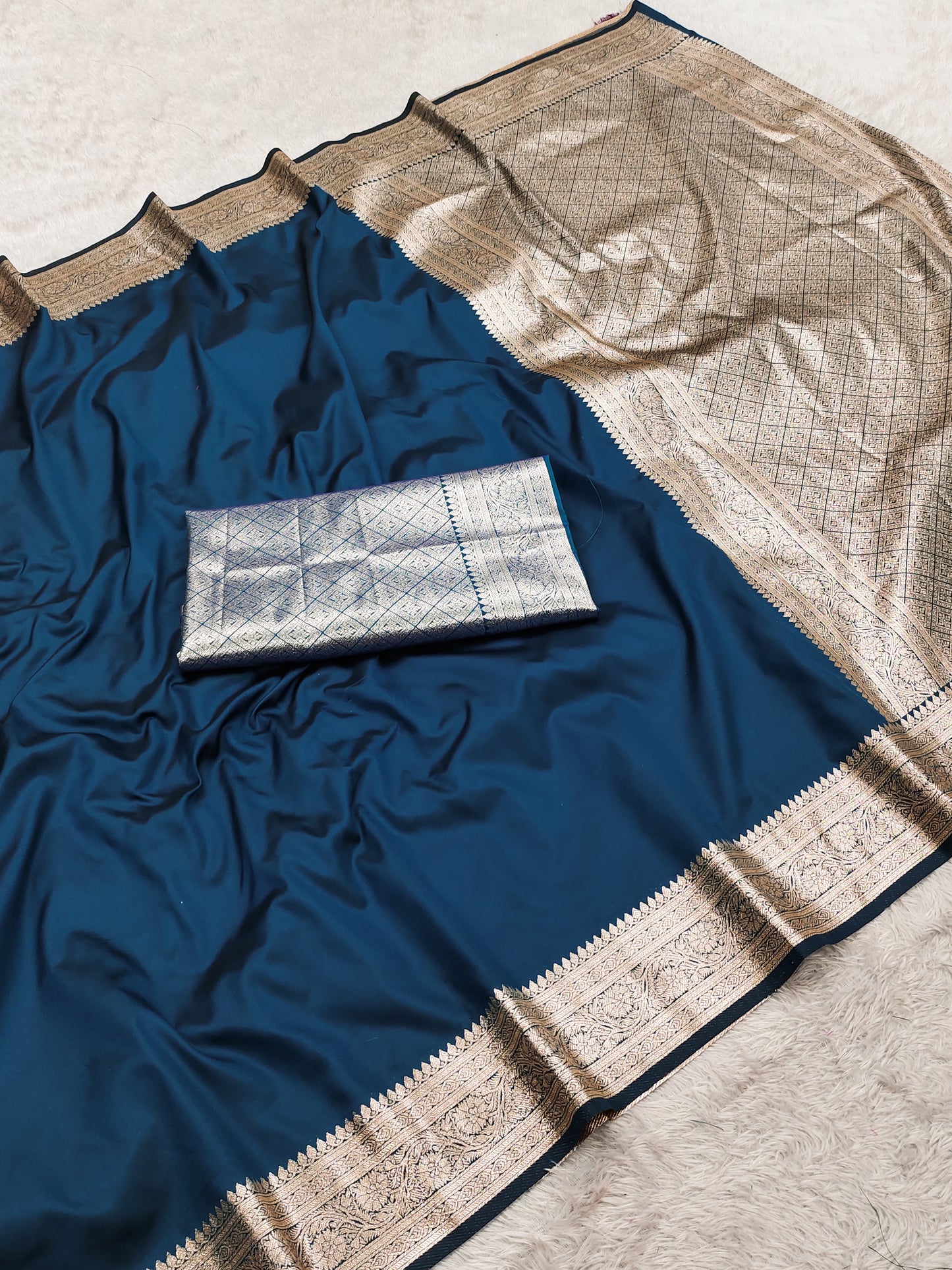 Navy Blue Silk Saree with Antique Gold Zari Border & Rich Woven Pallu