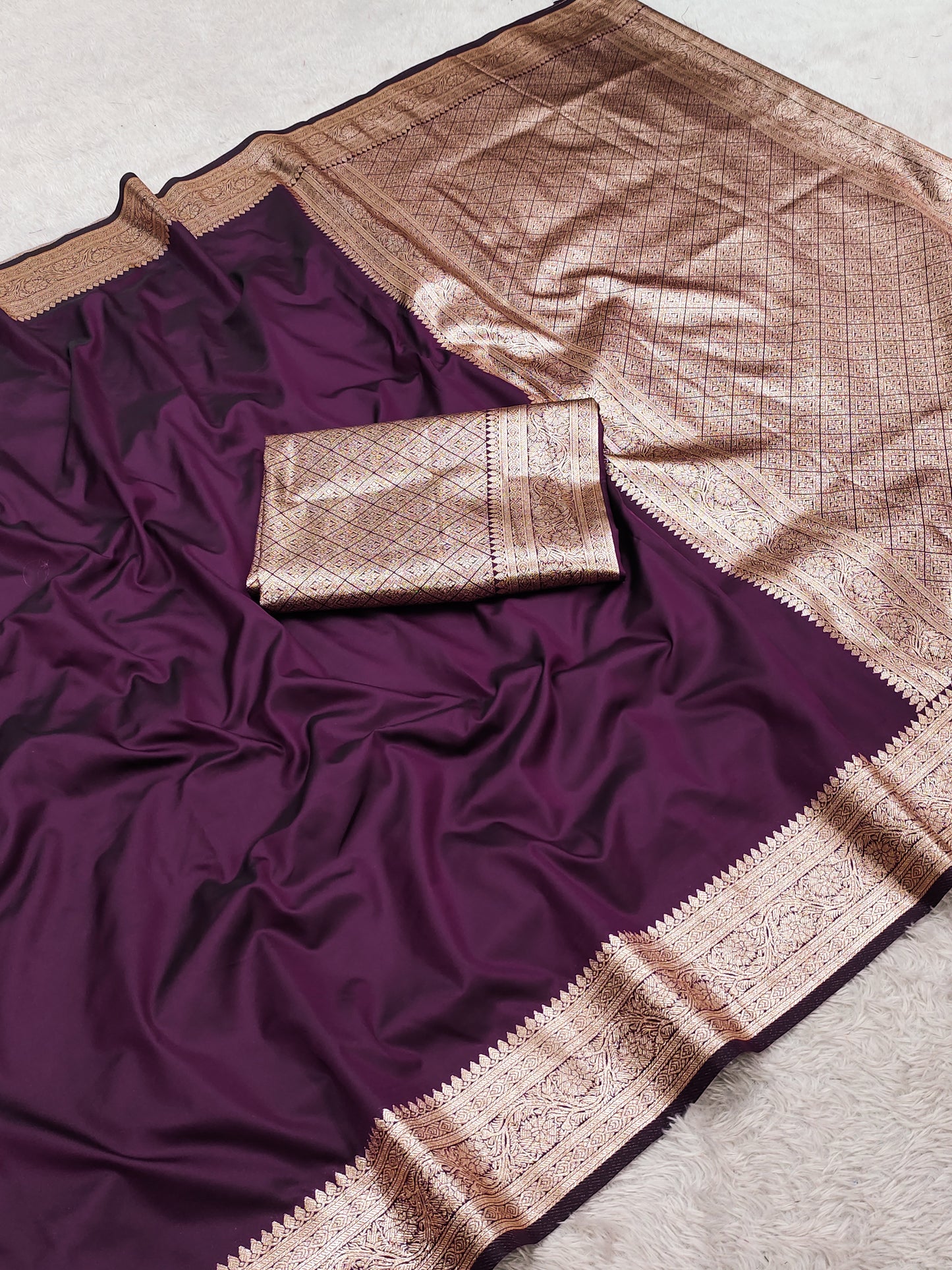 Royal Plum Purple Silk Saree with Antique Gold Zari Border & Grand Woven Pallu