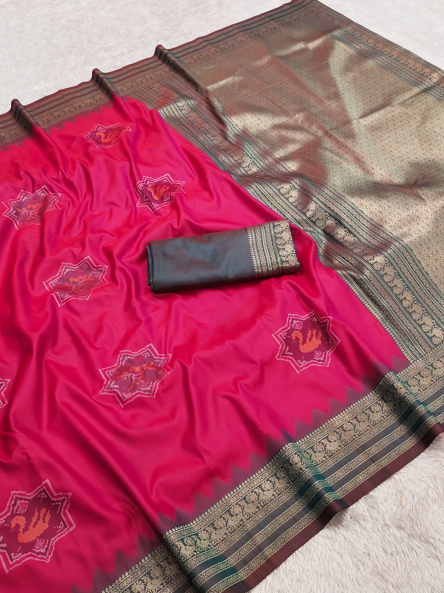 Rani Pink Silk Saree with Dark Green Antique Border & Woven Star Motifs