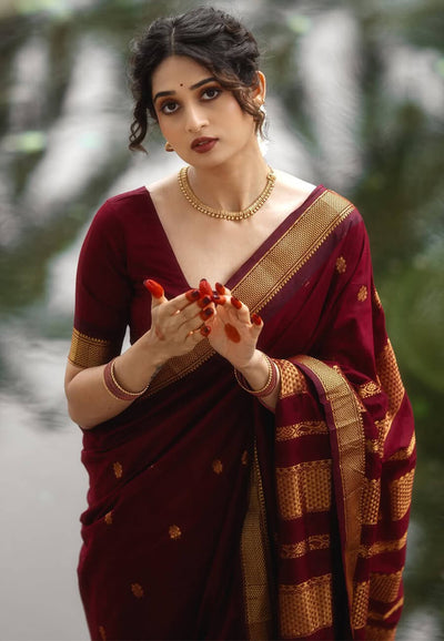 Blooming Maroon Soft Silk Saree With Vivacious Blouse Piece