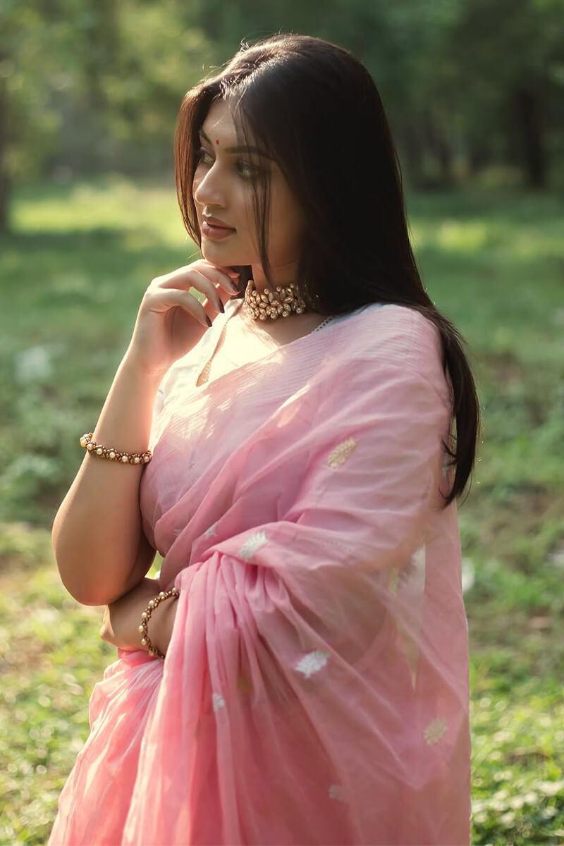 Vestigial Pink Cotton Silk Saree With Mellifluous Blouse Piece