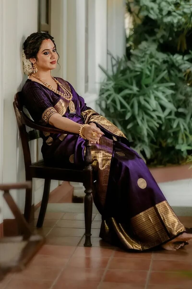 Evocative Purple Soft Banarasi Silk Saree With Piquant Blouse Piece