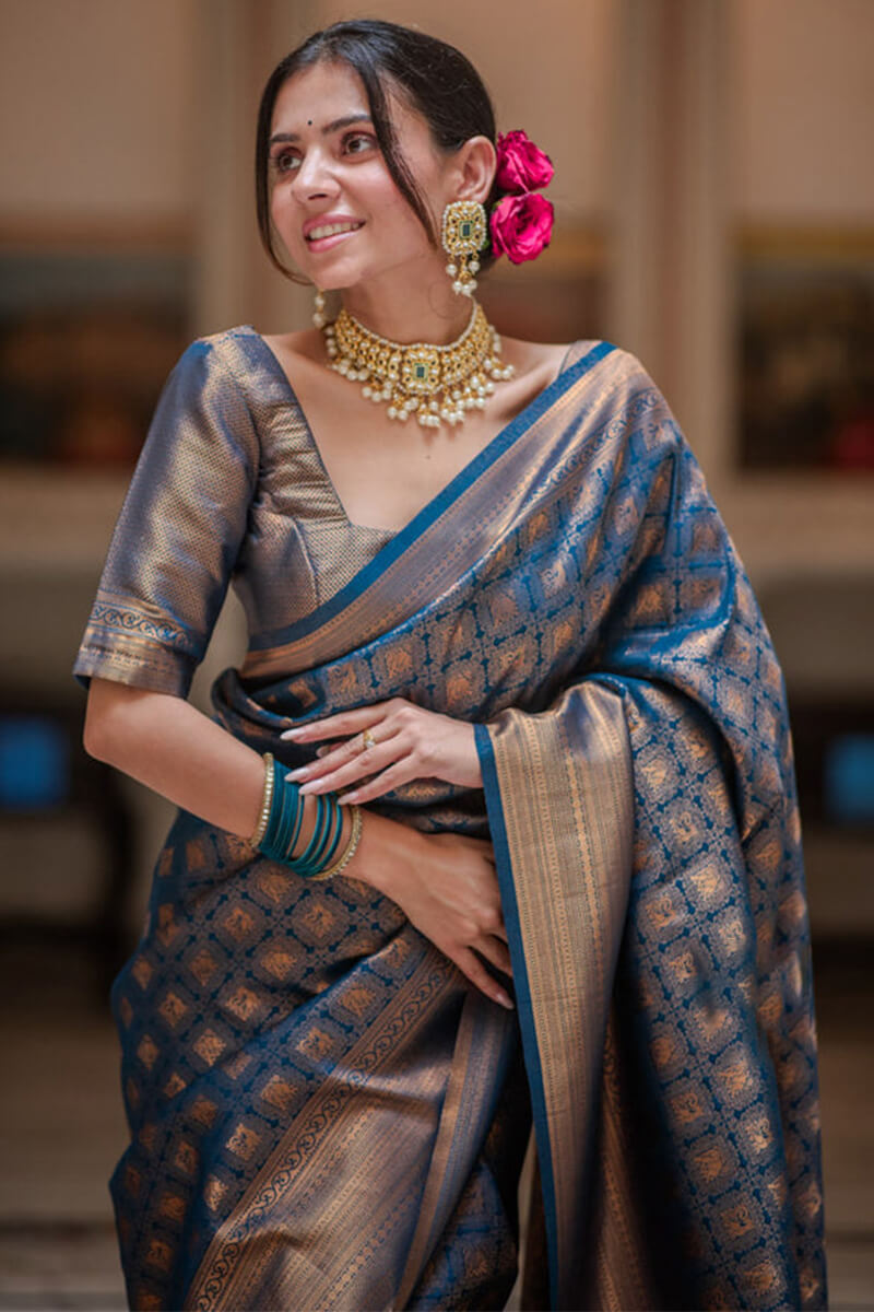 Invaluable Navy Blue Soft Silk Saree With Quixotic Blouse Piece
