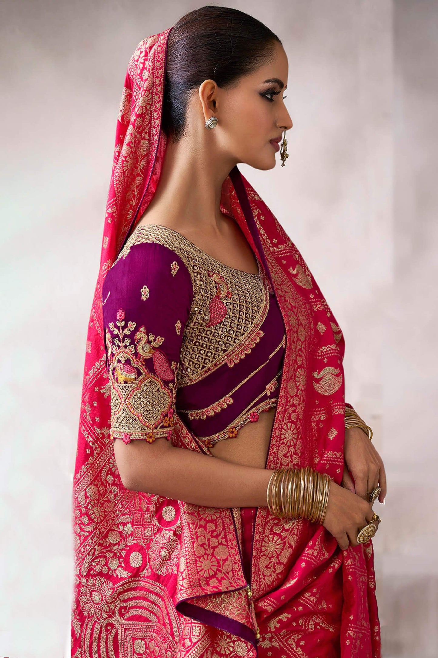 Mellifluous Red Banarasi Satin Silk Saree With Posh Blouse