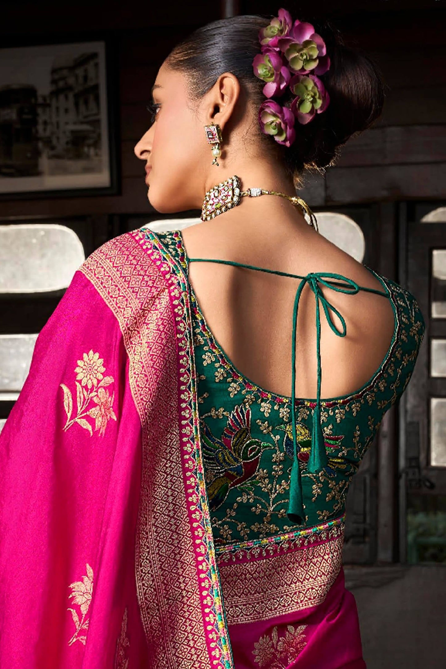 Sempiternal Dark Pink Pure Viscose Dola Silk Saree With Stylish Blouse Piece