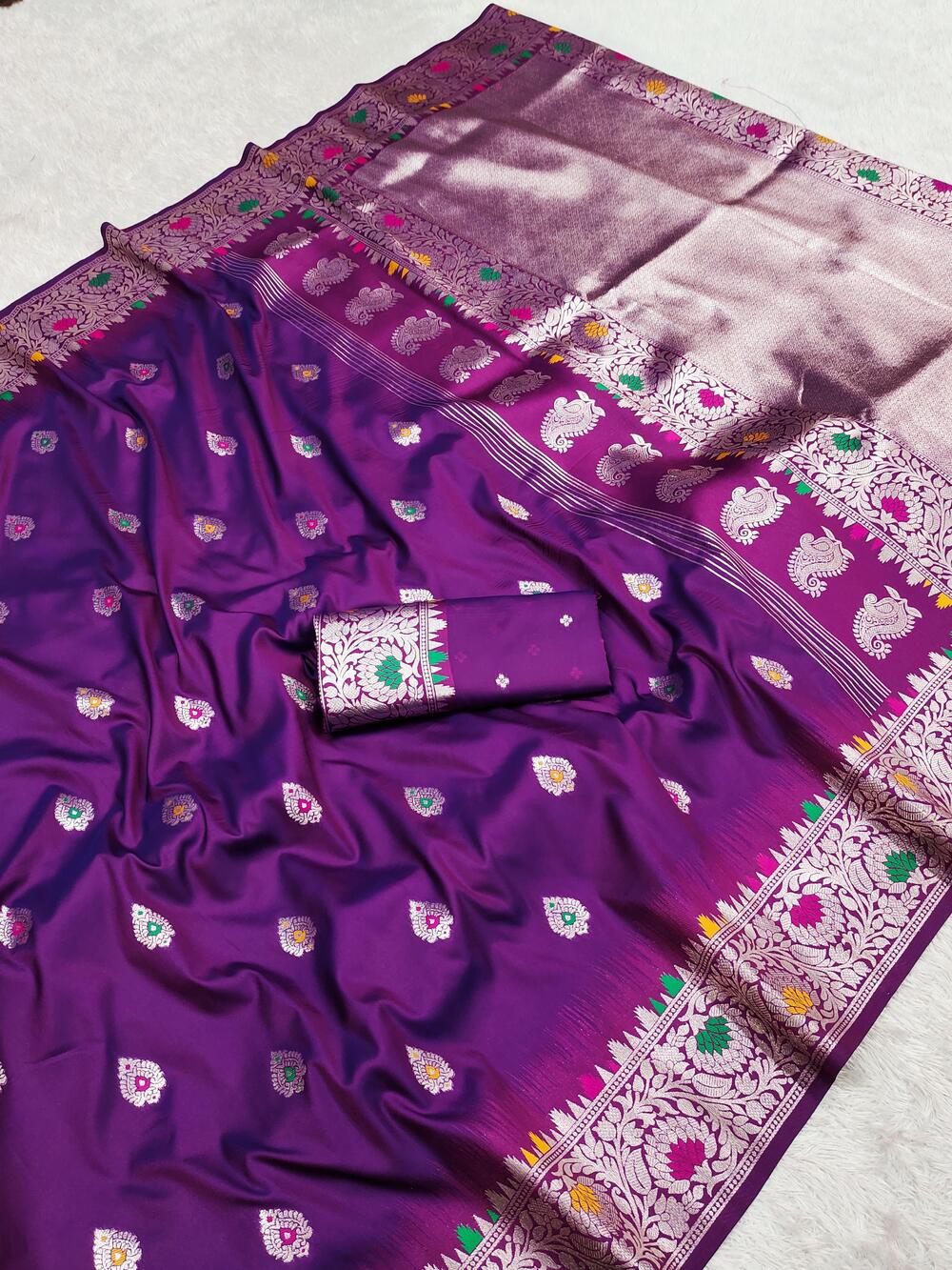 Fugacious Purple Soft Banarasi Silk Saree With Classic Blouse Piece