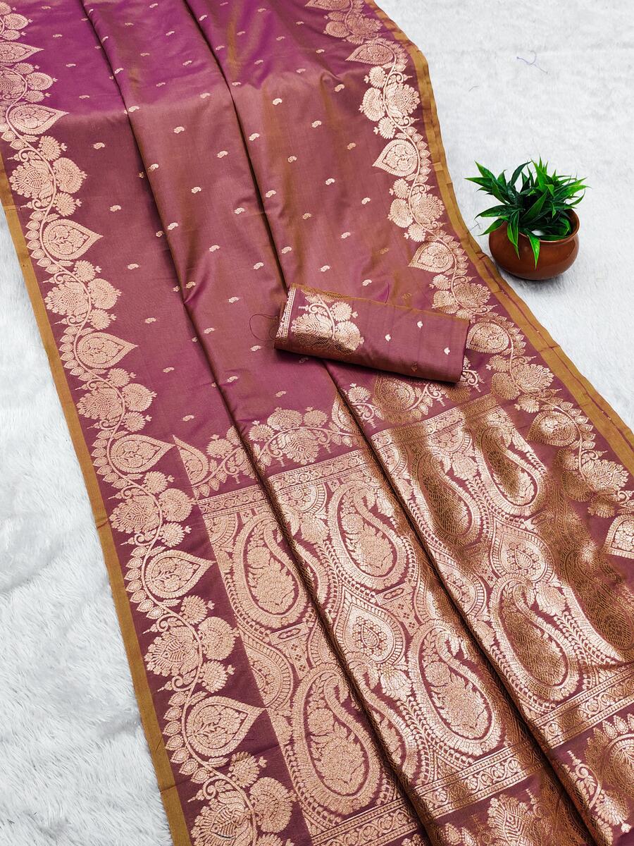 Resonant Lavender Soft Banarasi Silk Saree With Ineffable Blouse Piece