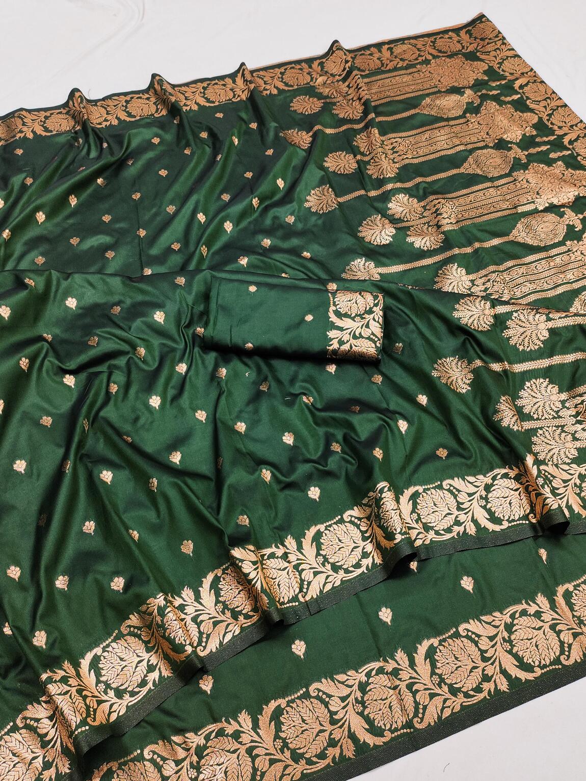Forbearance Dark Green Soft Banarasi Silk Saree With Engaging Blouse Piece