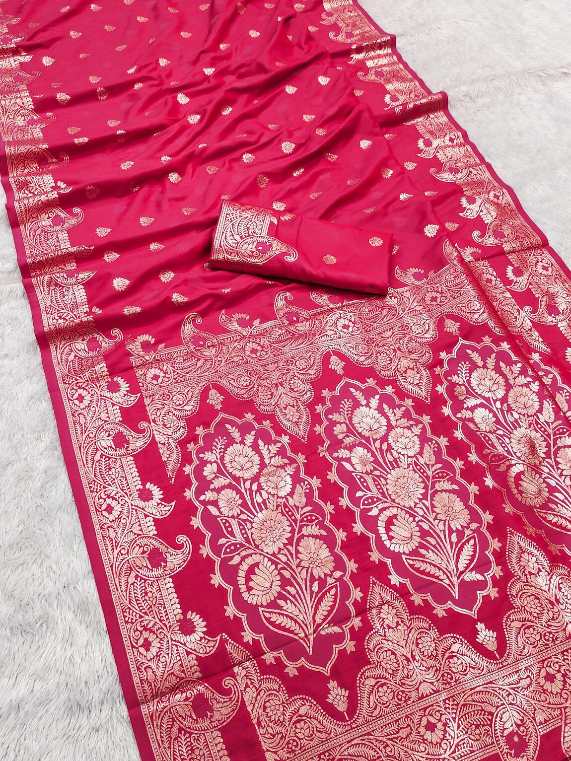 Sempiternal Dark Pink Soft Banarasi Silk Saree With Opulent Blouse Piece