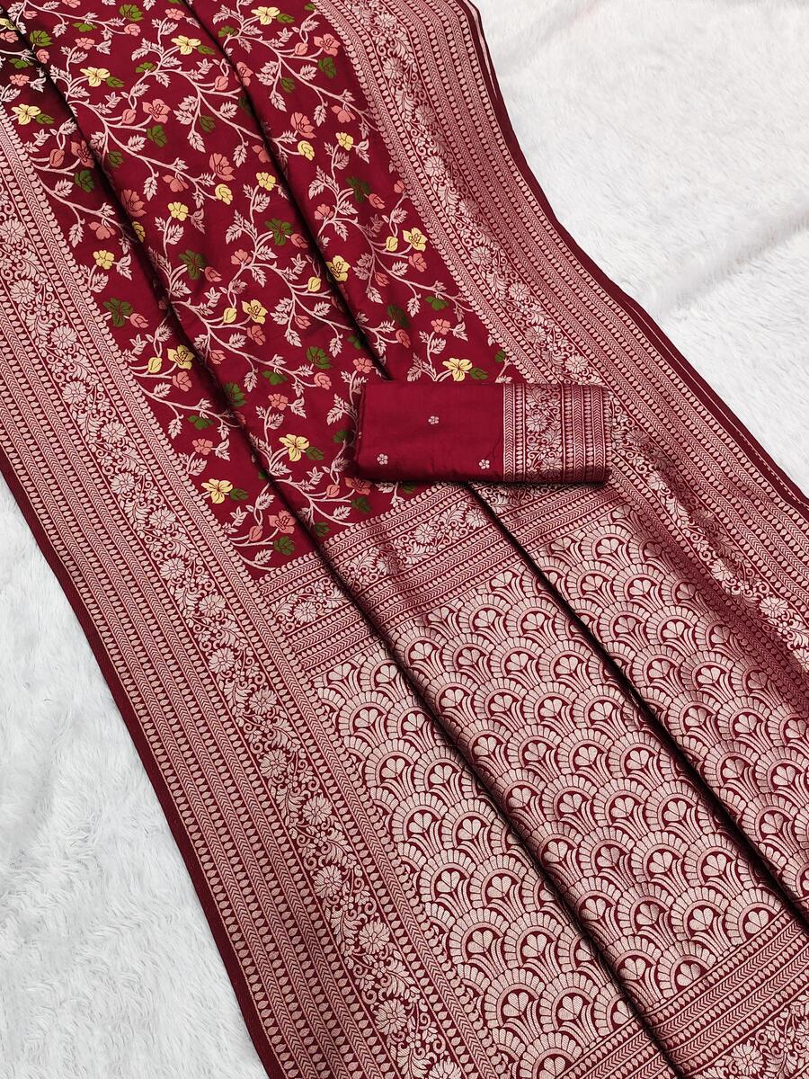 Stunning Maroon Soft Banarasi Silk Saree With Woebegone Blouse Piece