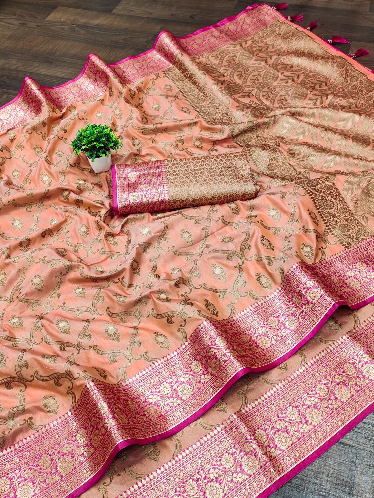 Ravishing Peach Soft Banarasi Silk Saree With Admirable Blouse Piece