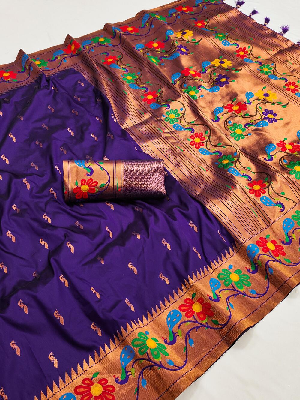 Cynosure Purple Paithani Silk Saree With Eloquence Blouse Piece