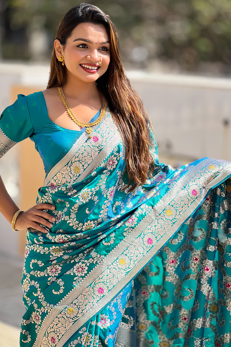 Divine Rama Soft Banarasi Silk Saree With Conflate Blouse Piece