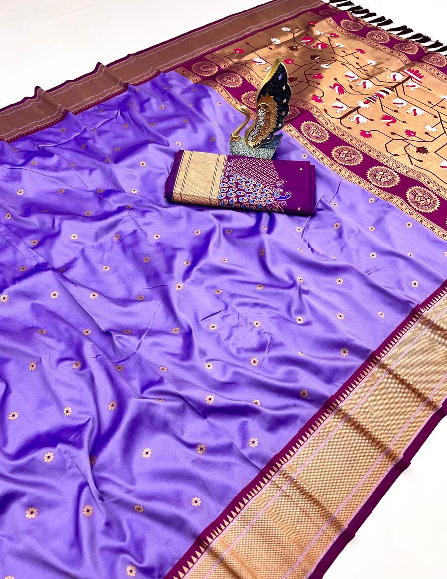 Brood Lavender Paithani Silk Saree With Glittering Blouse Piece