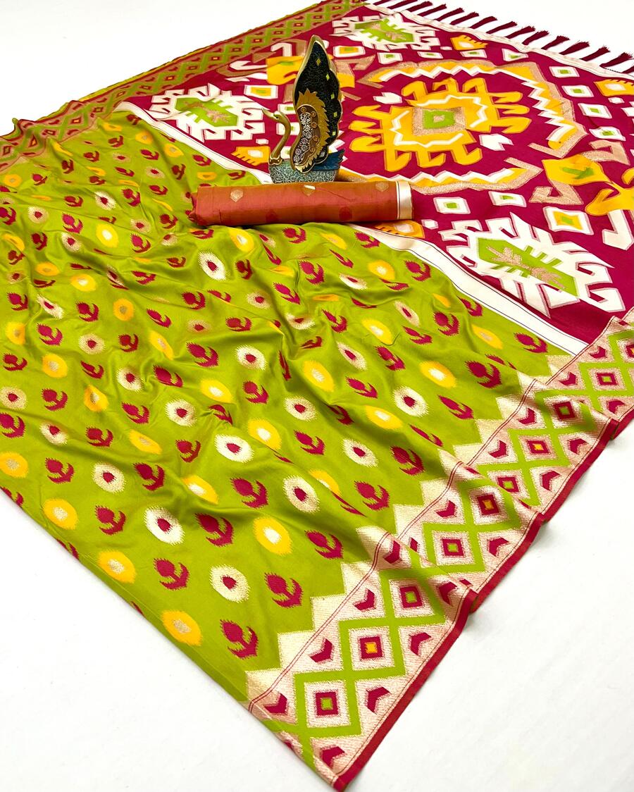Designer Parrot Soft Banarasi Ikkat Saree With Tantalizing Blouse Piece