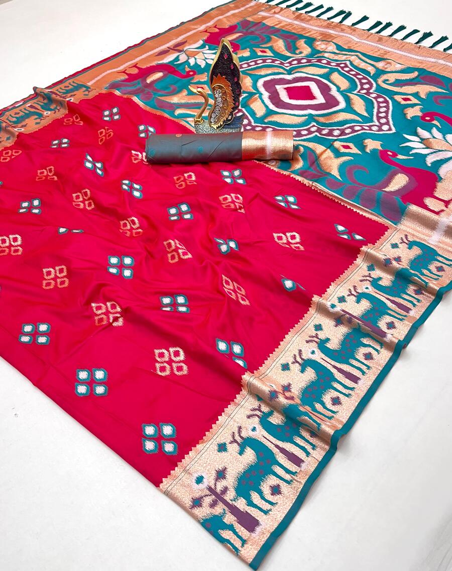 Sensational Dark Pink Soft Banarasi Ikkat Saree With Magnetic Blouse Piece