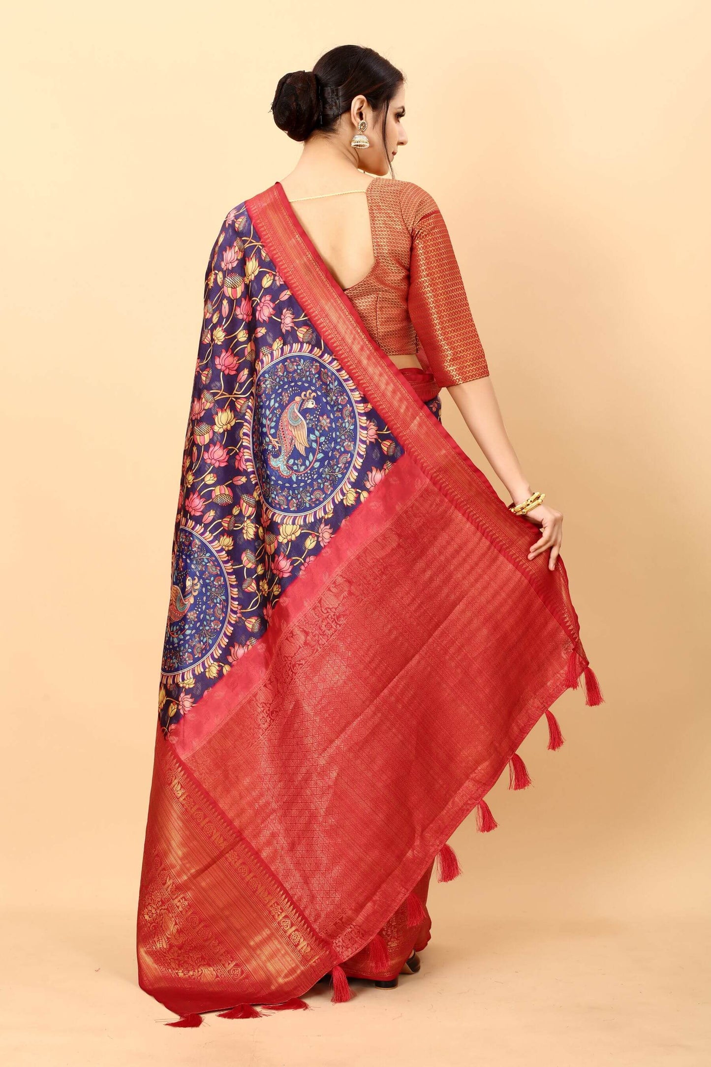 Impressive Royal Blue Kalamkari Printed Saree With Preferable Blouse Piece