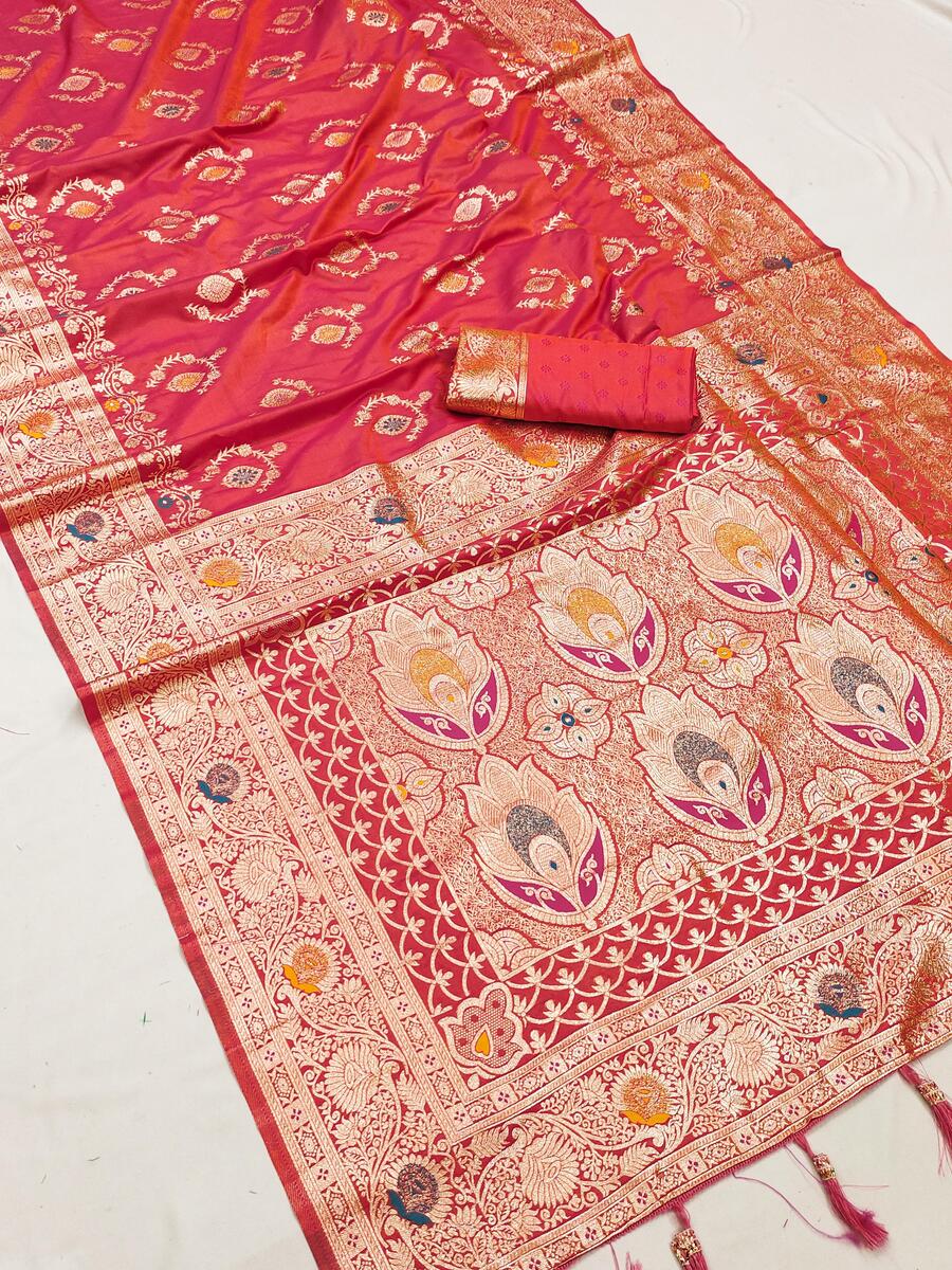 Energetic Pink Soft Banarasi Silk Saree With Beguiling Blouse Piece