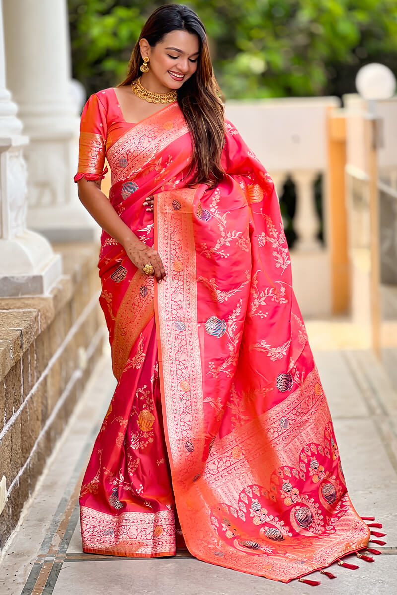 Exquisite Pink Soft Banarasi Silk Saree With Stunner Blouse Piece