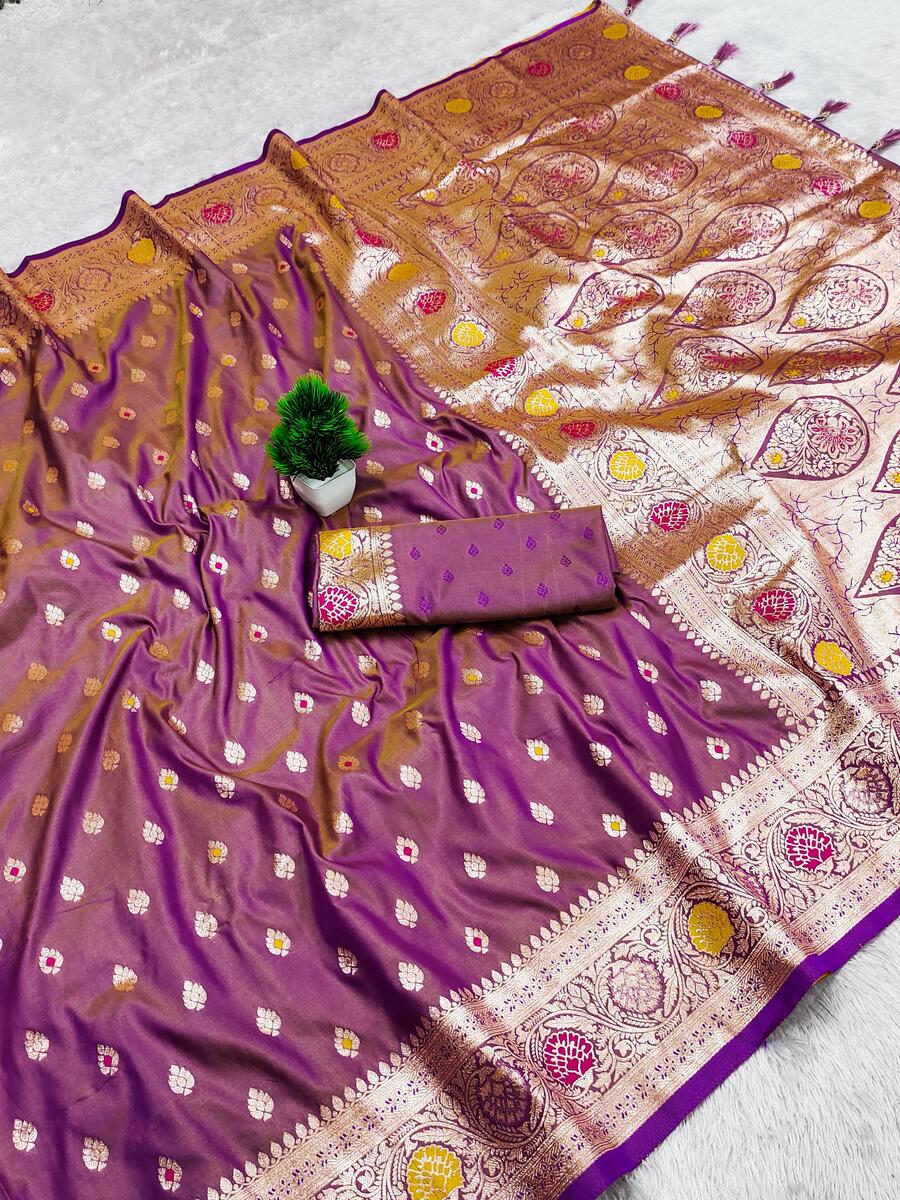 Ideal Lavender Soft Banarasi Silk Saree With Splendorous Blouse Piece
