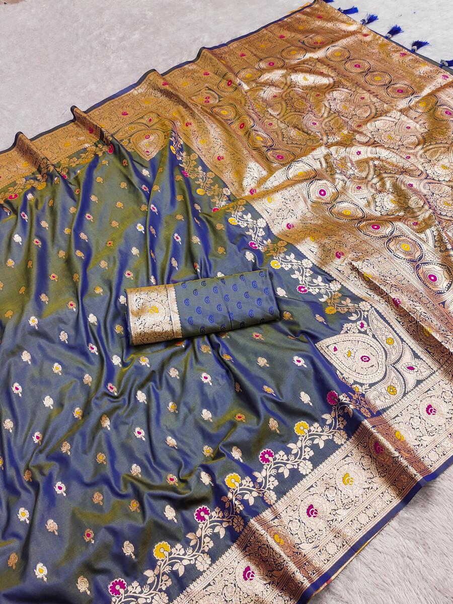 Refreshing Grey Soft Banarasi Silk Saree With Tantalizing Blouse Piece