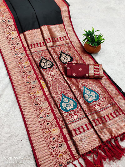 Amazing Black Soft Banarasi Silk Saree With Stylish Blouse Piece