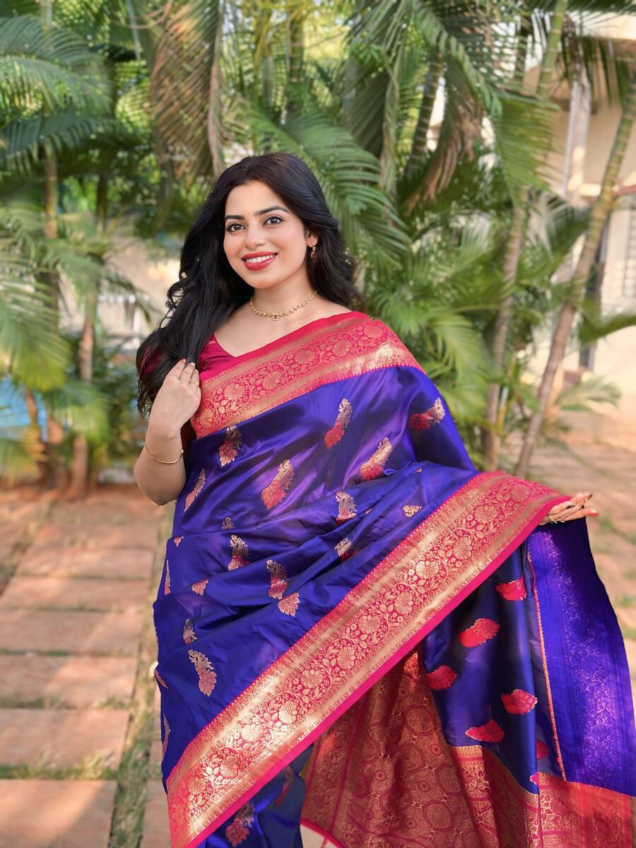 Innovative Royal Blue Soft Banarasi Silk Saree With Arresting Blouse Piece