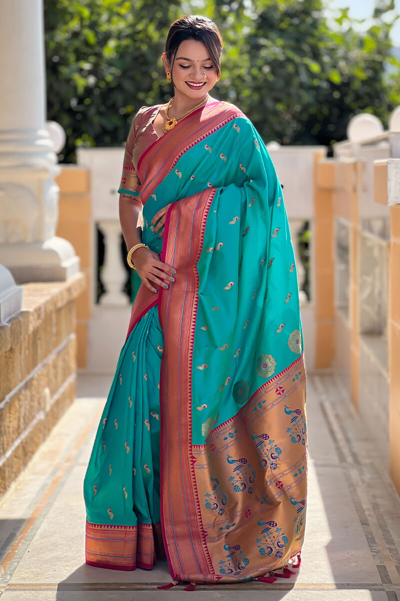 Eloquence Sea Green Paithani Silk Saree With Fugacious Blouse Piece