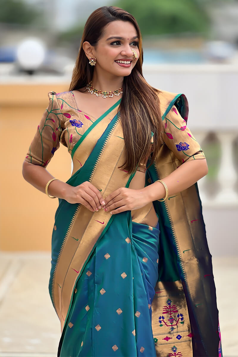 Charismatic Rama Paithani Silk Saree With Designer Blouse Piece