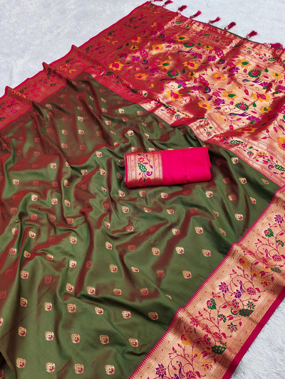 Prominent Green Paithani Silk Saree With Improbable Blouse Piece