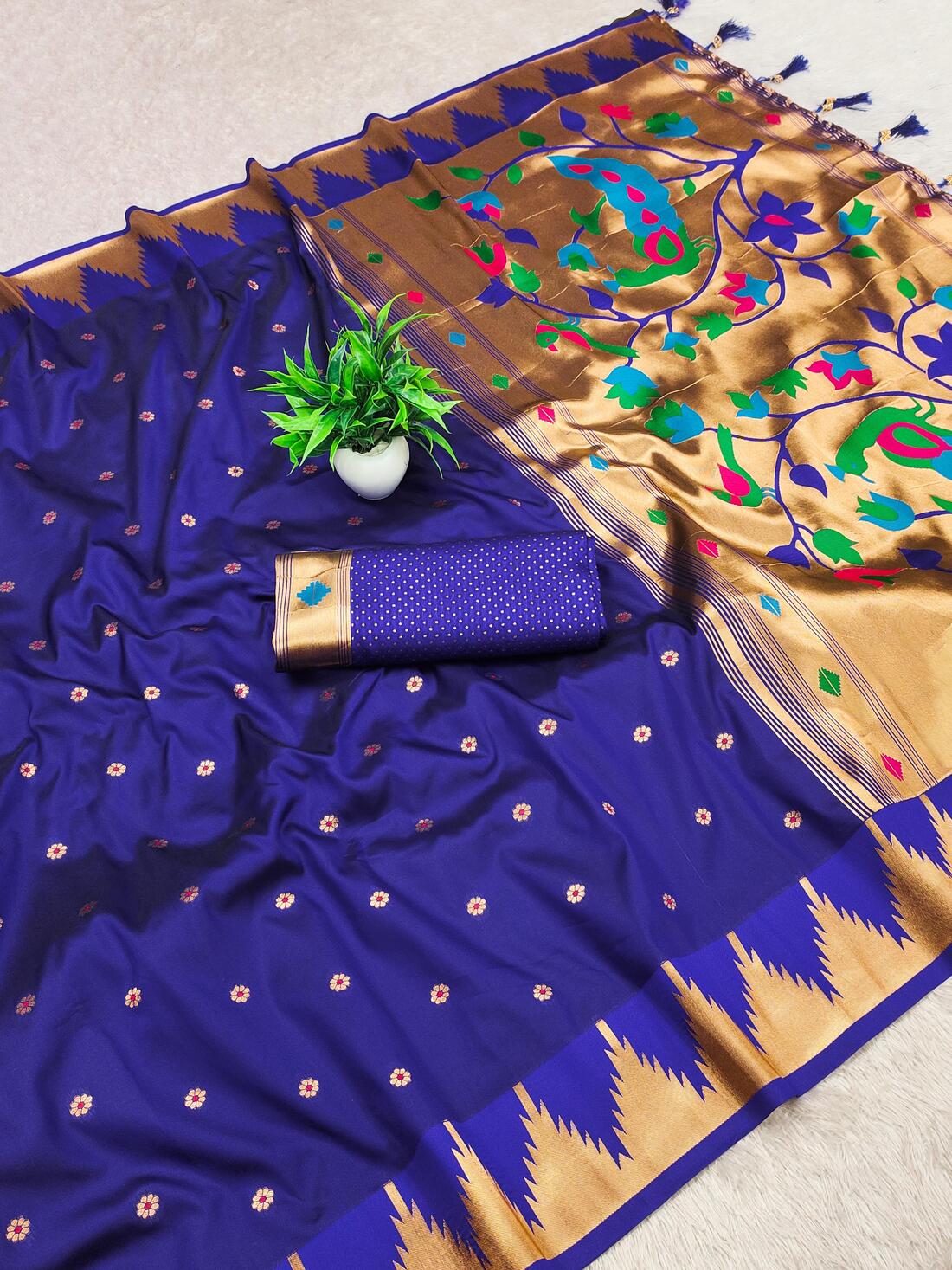 Ebullience Royal Blue Paithani Silk Saree With Amiable Blouse Piece