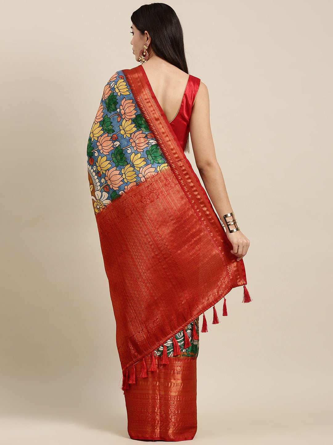Energetic Beige Kalamkari Printed Saree With Classy Blouse Piece
