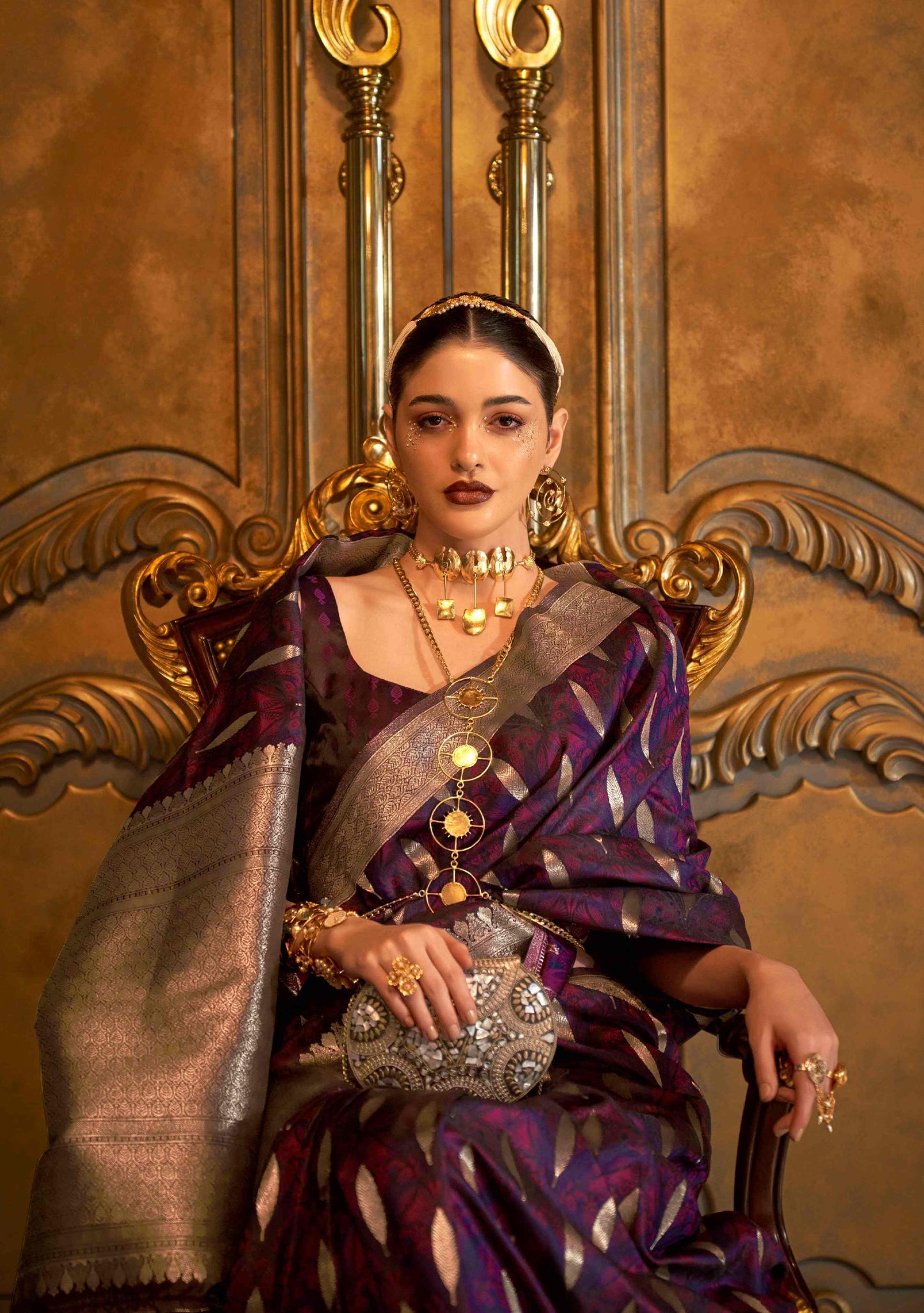 Amazing Purple Soft Banarasi Silk Saree With Staring Blouse Piece