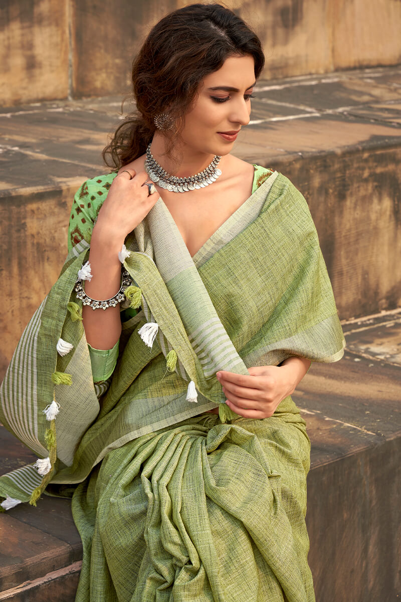 Fancifull Green Cotton Silk Saree With Majestic Blouse Piece