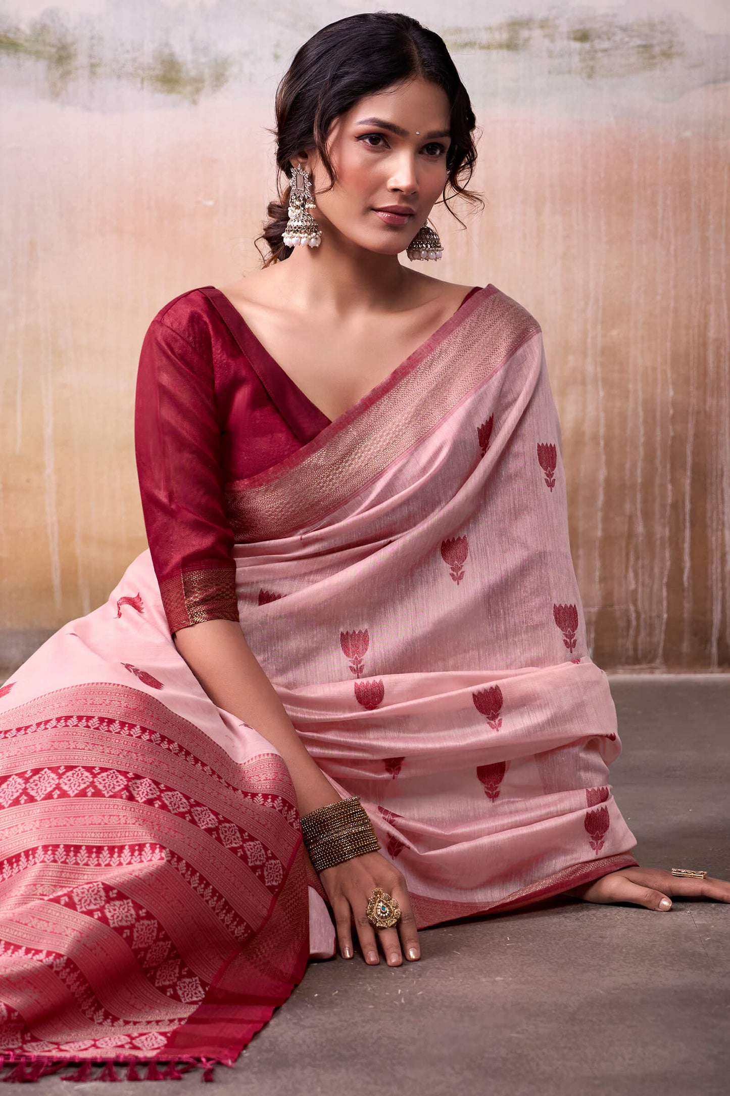 Charming Baby Pink Cotton Silk Saree With Twirling Blouse Piece