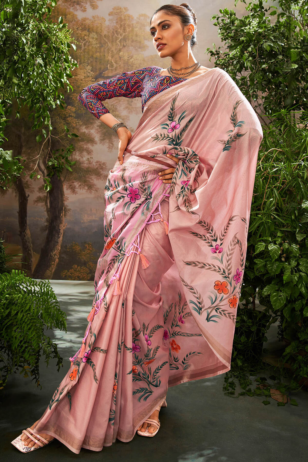 Scrumptious Pink Linen Tissue Silk Saree With Conflate Blouse Piece