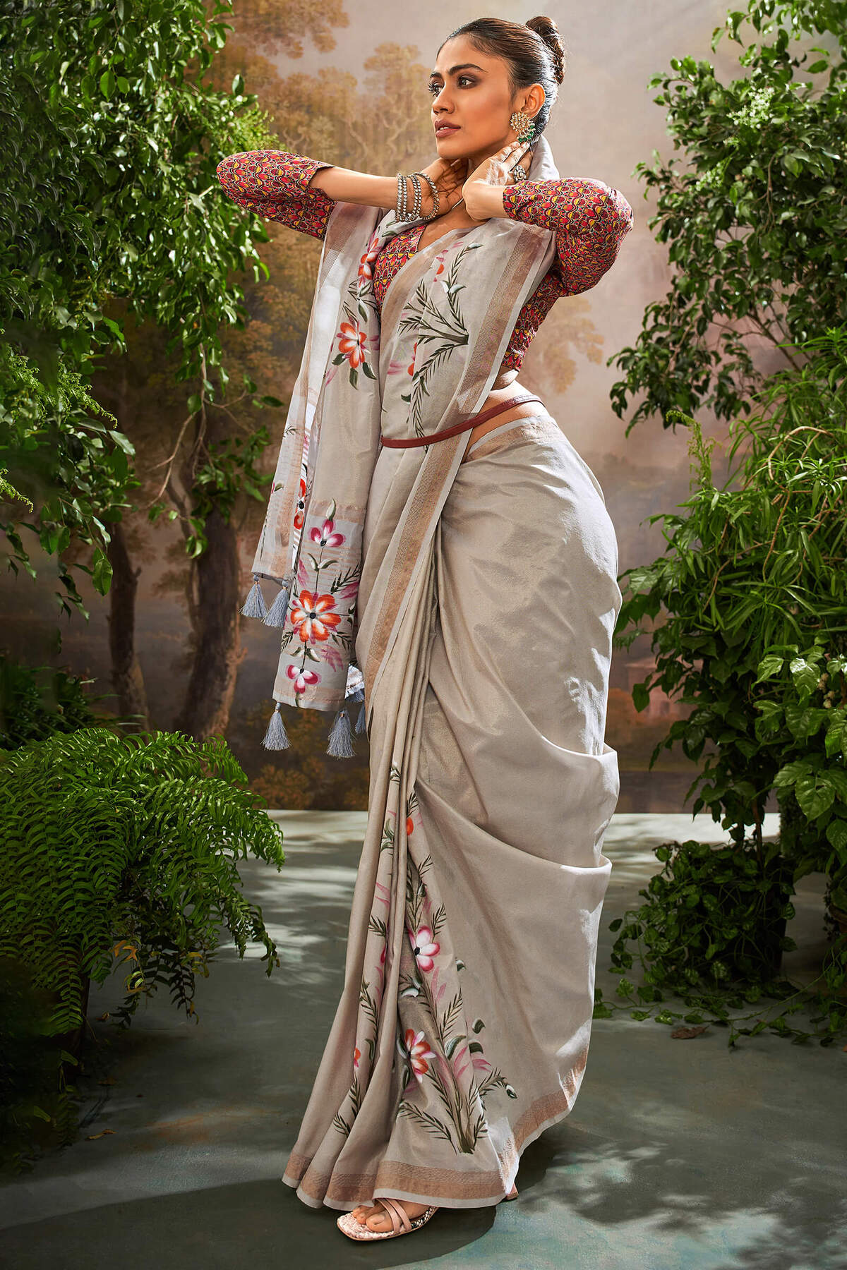 Dalliance Grey Linen Tissue Silk Saree With Capricious Blouse Piece
