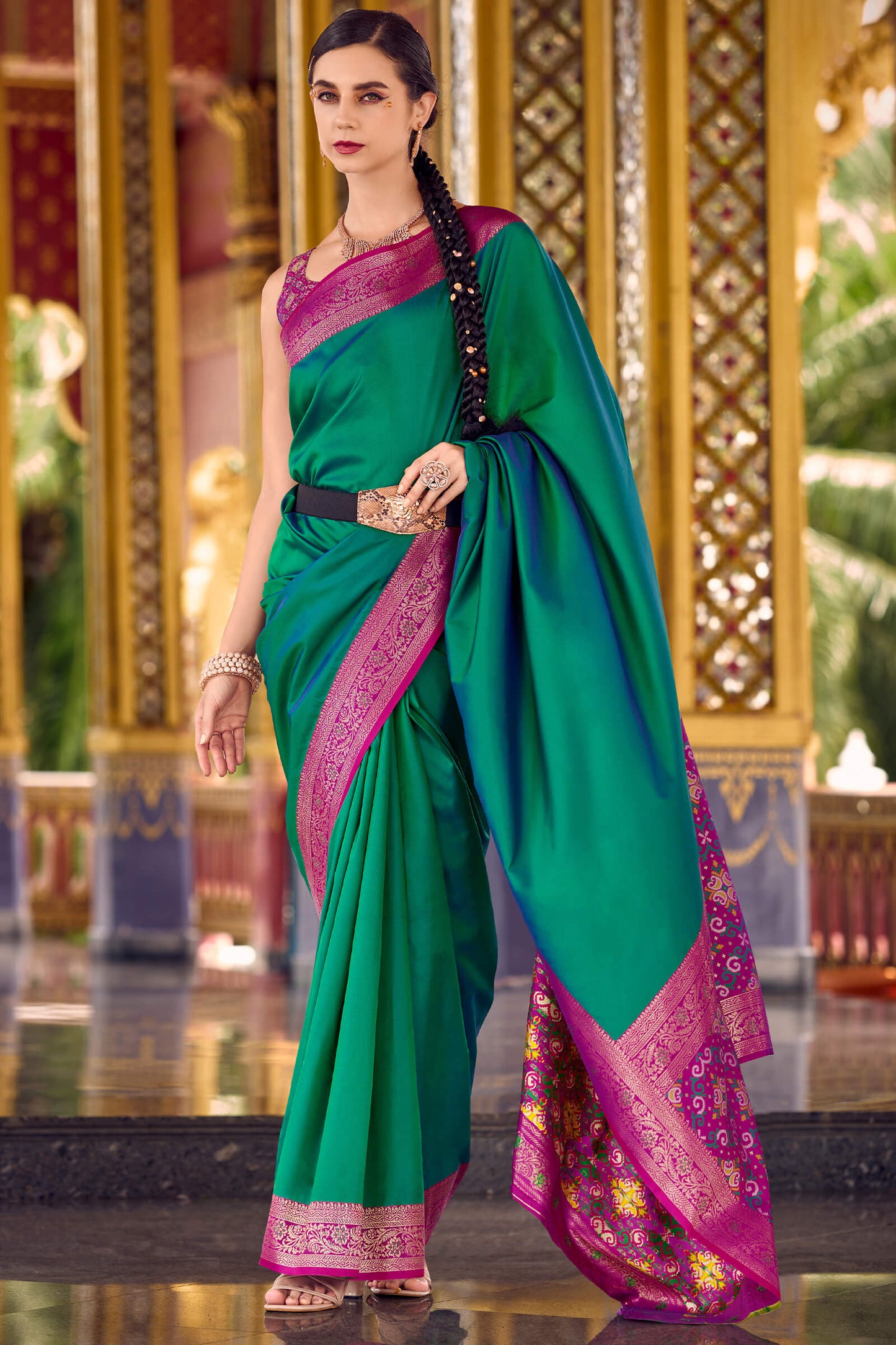 Panache Dark Green Soft Banarasi Silk Saree With Amiable Blouse Piece