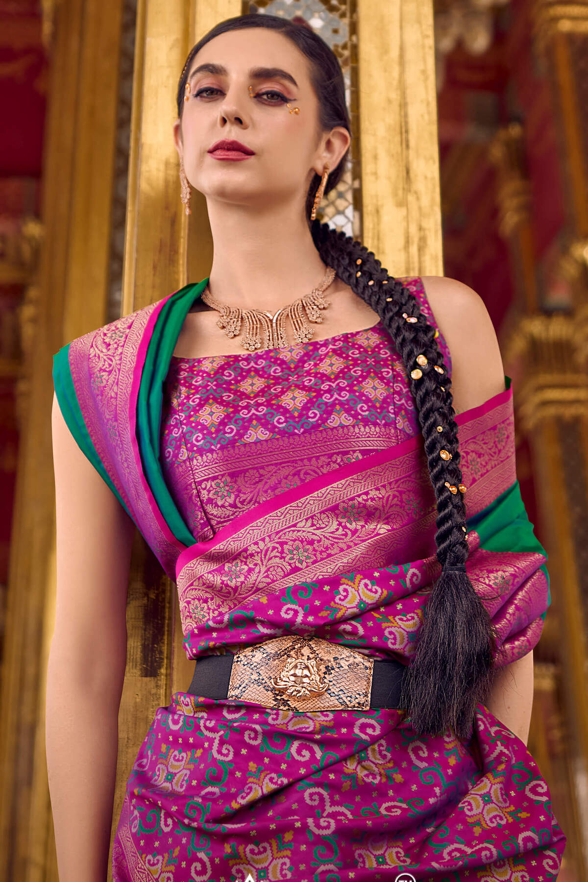 Panache Dark Green Soft Banarasi Silk Saree With Amiable Blouse Piece